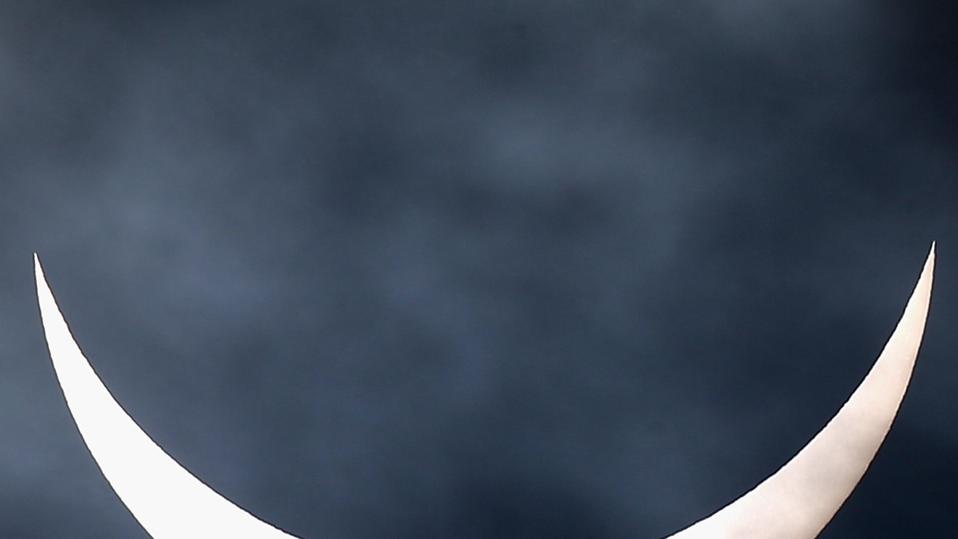 Fenomena Gerhana Matahari Parsial 29 Maret: Peluang Menyaksikan Matahari Terbit Terhalang Bulan