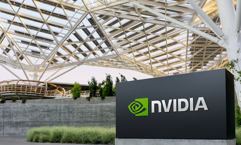 Investasi AI: Pilih Nvidia atau Saham Alphabet dan Meta yang Lebih Murah?