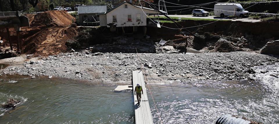 Aturan FEMA Memaksa Rumah Rusak Badai di Florida Dihancurkan atau Dinaikkan