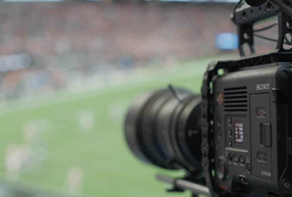 NFL Gunakan Kamera 8K Sony Hawk-Eye untuk Ukur Garis Gain Lebih Cepat dan Akurat