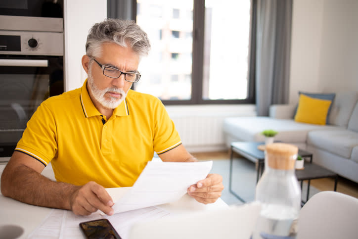 Haruskah Saya Konversi Rp 822.25 juta ($50K)  IRA ke Roth di Usia 60 untuk Hindari RMD?