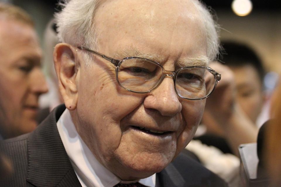Menghadapi Gejolak Pasar: Nasihat Warren Buffett di Tengah Tarif Trump