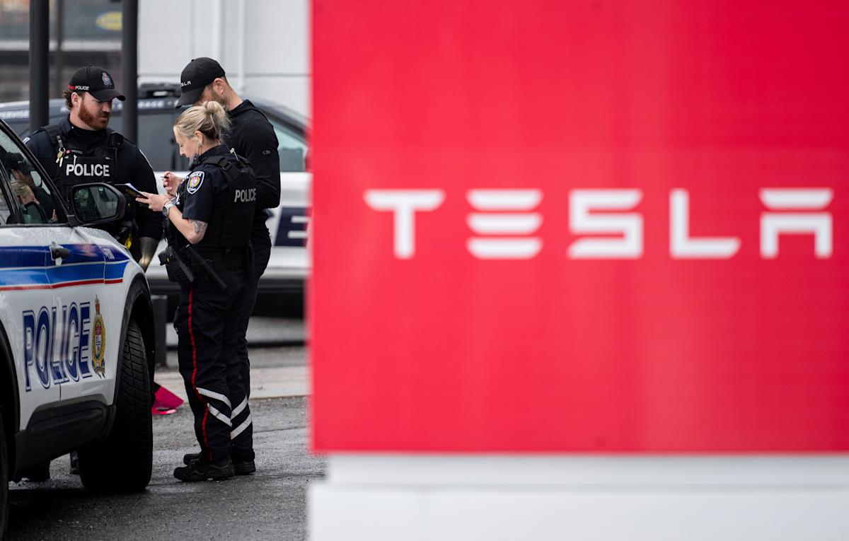 Tarif Trump Guncang Saham 'Magnificent Seven', Harga Saham Anjlok Drastis