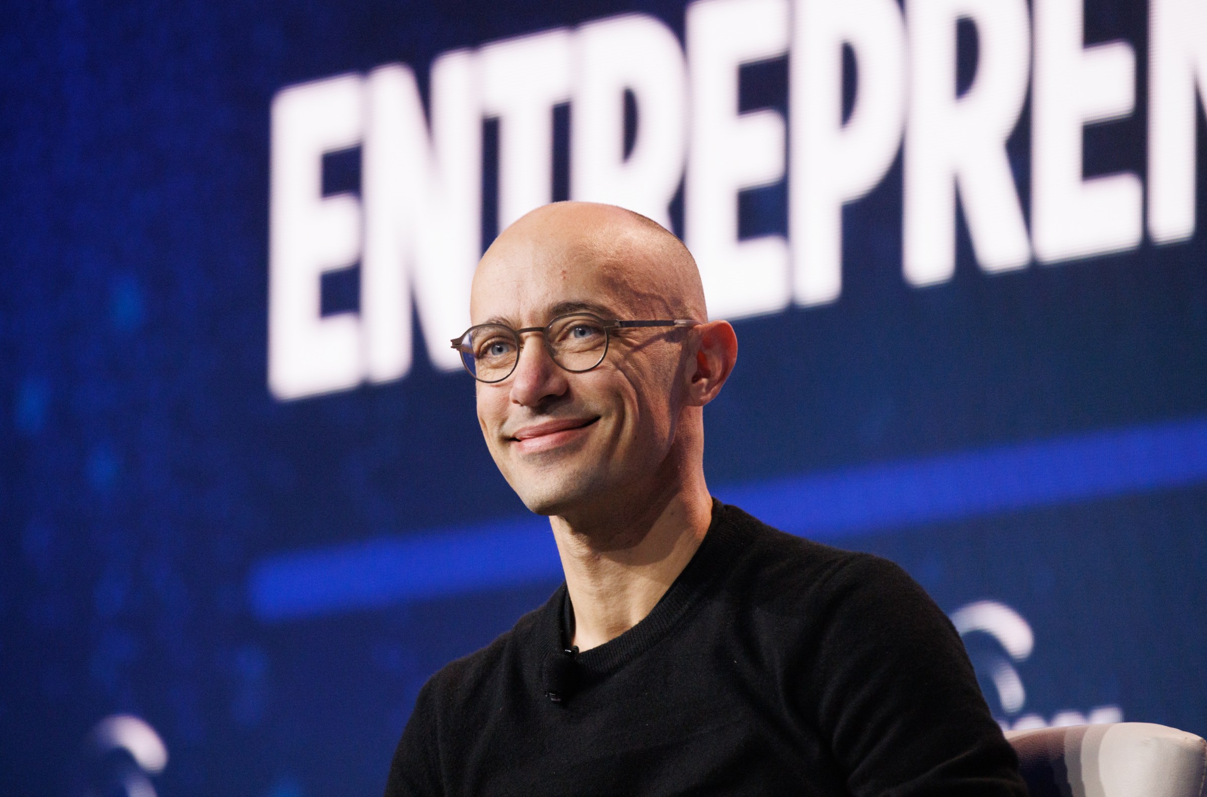 CEO Shopify Tegaskan Penggunaan AI Wajib Sebelum Minta Tambah Tim