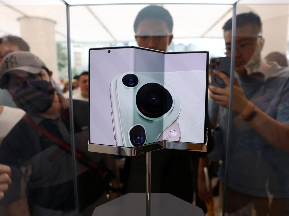 6 Prediksi Desain Smartphone Masa Depan yang Akan Mengubah Cara Kita Pakai HP