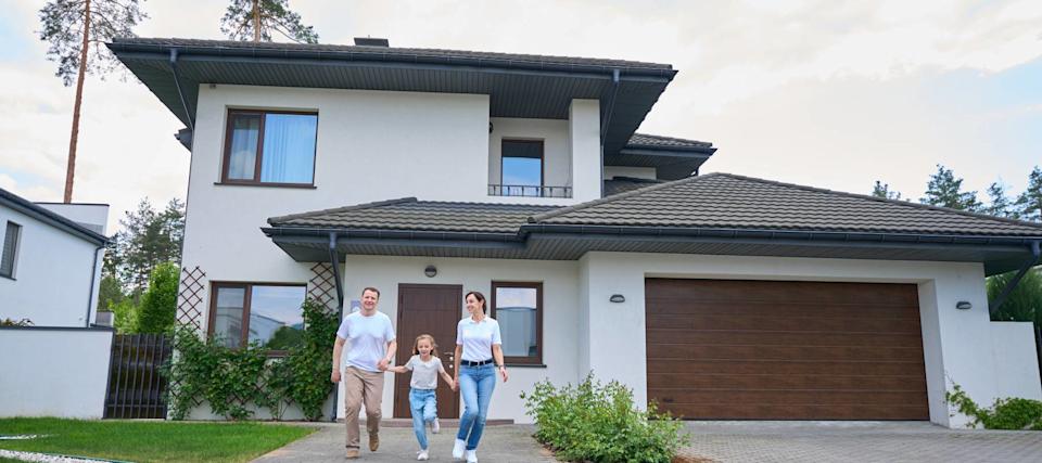 Harga Rumah Naik dan Suku Bunga Tinggi: Apa Artinya untuk Pembeli Rumah di AS?