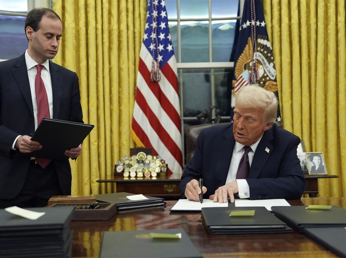 Perpanjangan Penjualan TikTok oleh Trump Dinilai Langgar Hukum dan Ditentang China