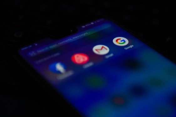 Aplikasi Android Berbahaya: Spyware Tersamar Target Aktivis Minoritas China