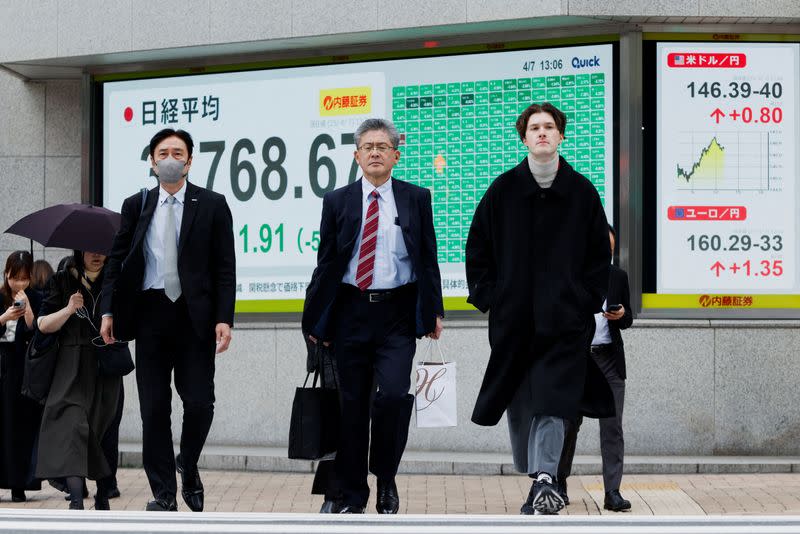 Pasar Saham Jepang Anjlok Akibat Ketegangan Perang Dagang AS-China