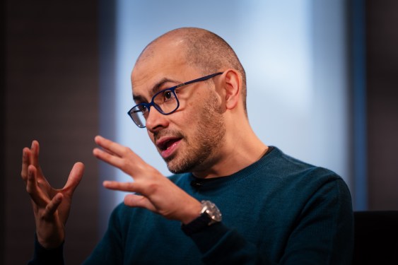 Google Gabungkan AI Gemini dan Veo untuk Asisten Digital yang Lebih Cerdas