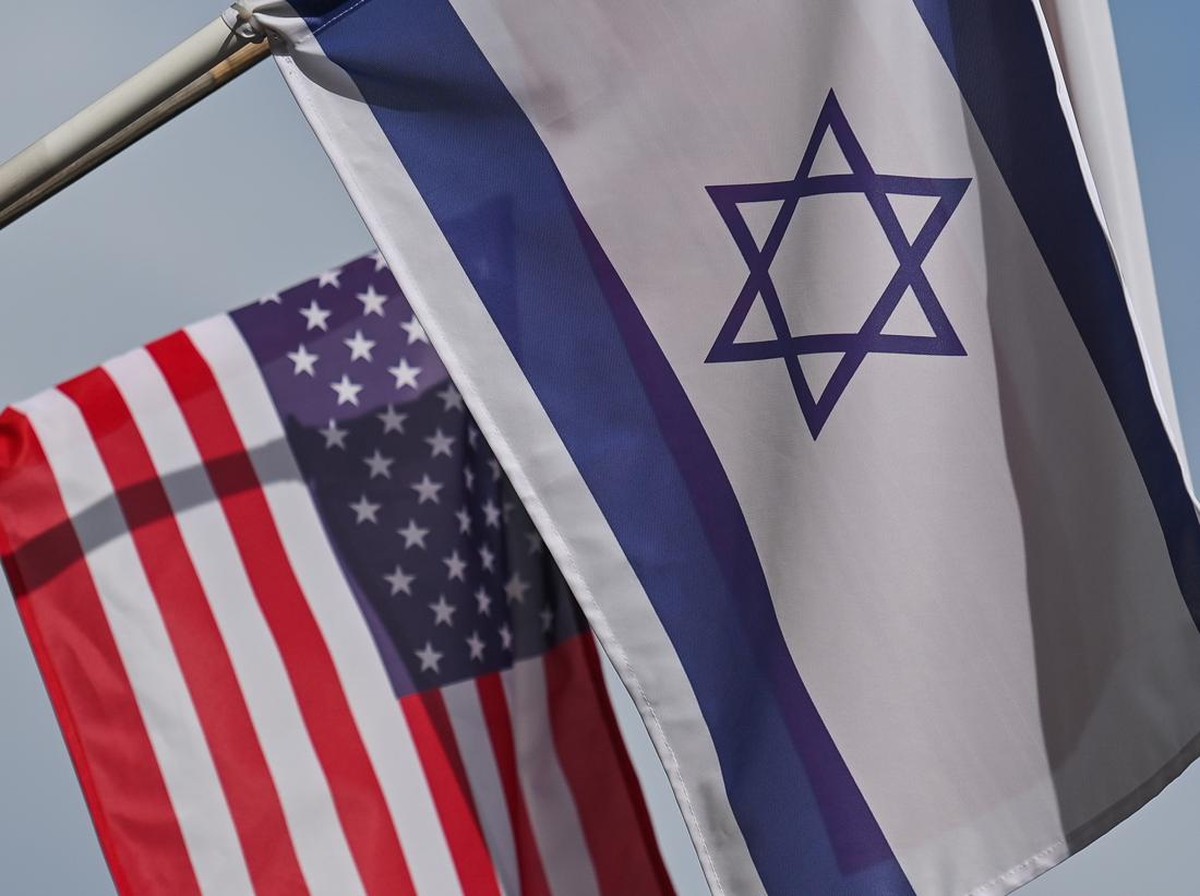 Negara dengan Talenta AI Terbesar dan Tren Perekrutan di Dunia 2024