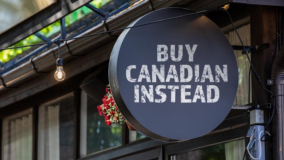 Gerakan 'Beli Kanada' Bisa Rugikan Merek Amerika Miliaran Dolar Tahun Ini