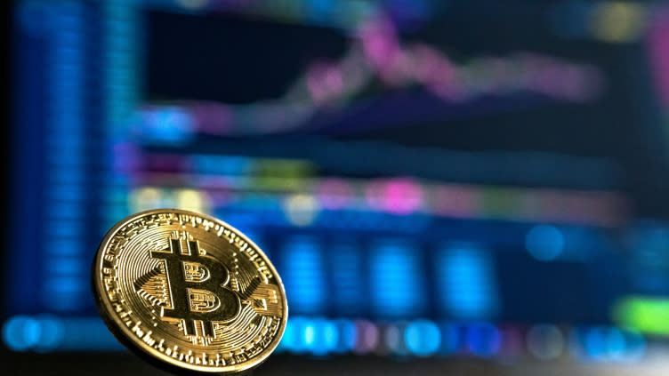 Hoskinson Prediksi Bitcoin Bisa Capai Rp 4.11 miliar ($250,000) Berkat Regulasi dan Adopsi Baru