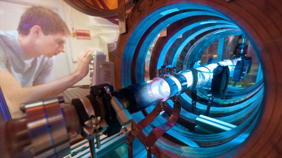 Teknologi Wakefield: Masa Depan Akselerator Partikel yang Lebih Kecil dan Murah