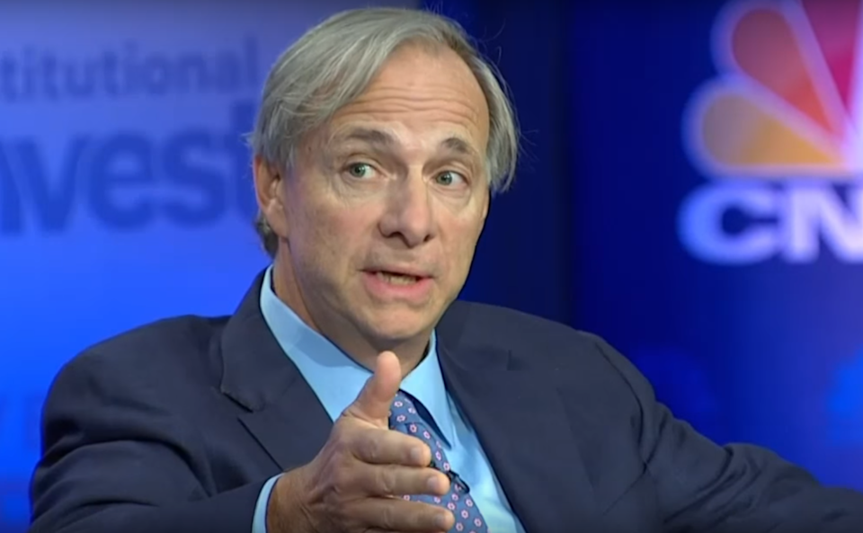 Ray Dalio Peringatkan Risiko Besar Ekonomi Global, Bitcoin Tangguh di Tengah Krisis