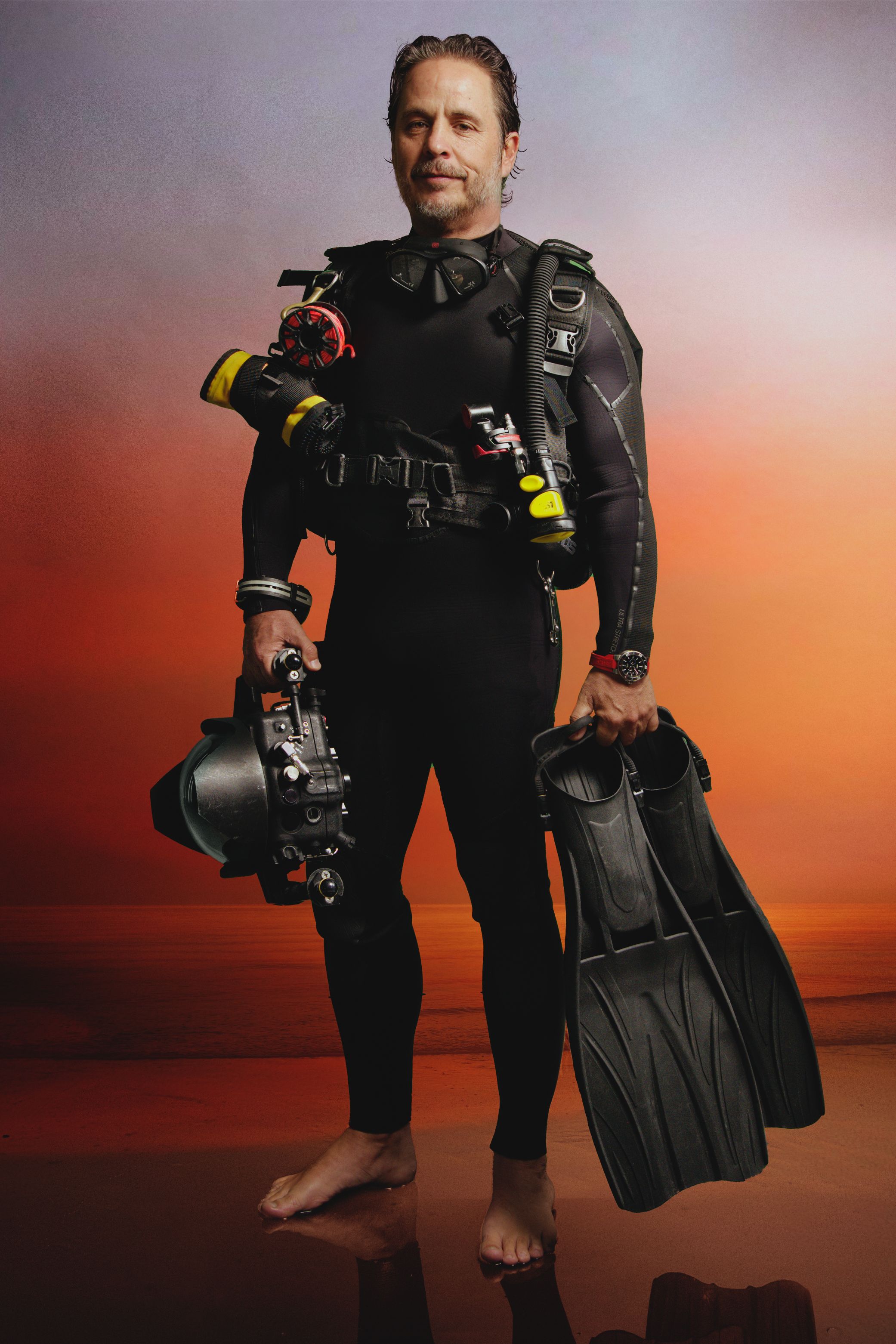 Gerardo del Villar dan Upaya Melestarikan Hiu Demi Lautan Sehat