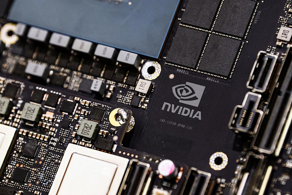 Nvidia Mulai Produksi Chip AI Superkomputer Sepenuhnya di AS