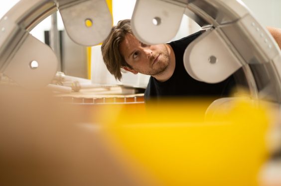 Pacific Fusion Ungkap Teknologi Baru untuk Reaktor Fusi Lebih Murah dan Efisien