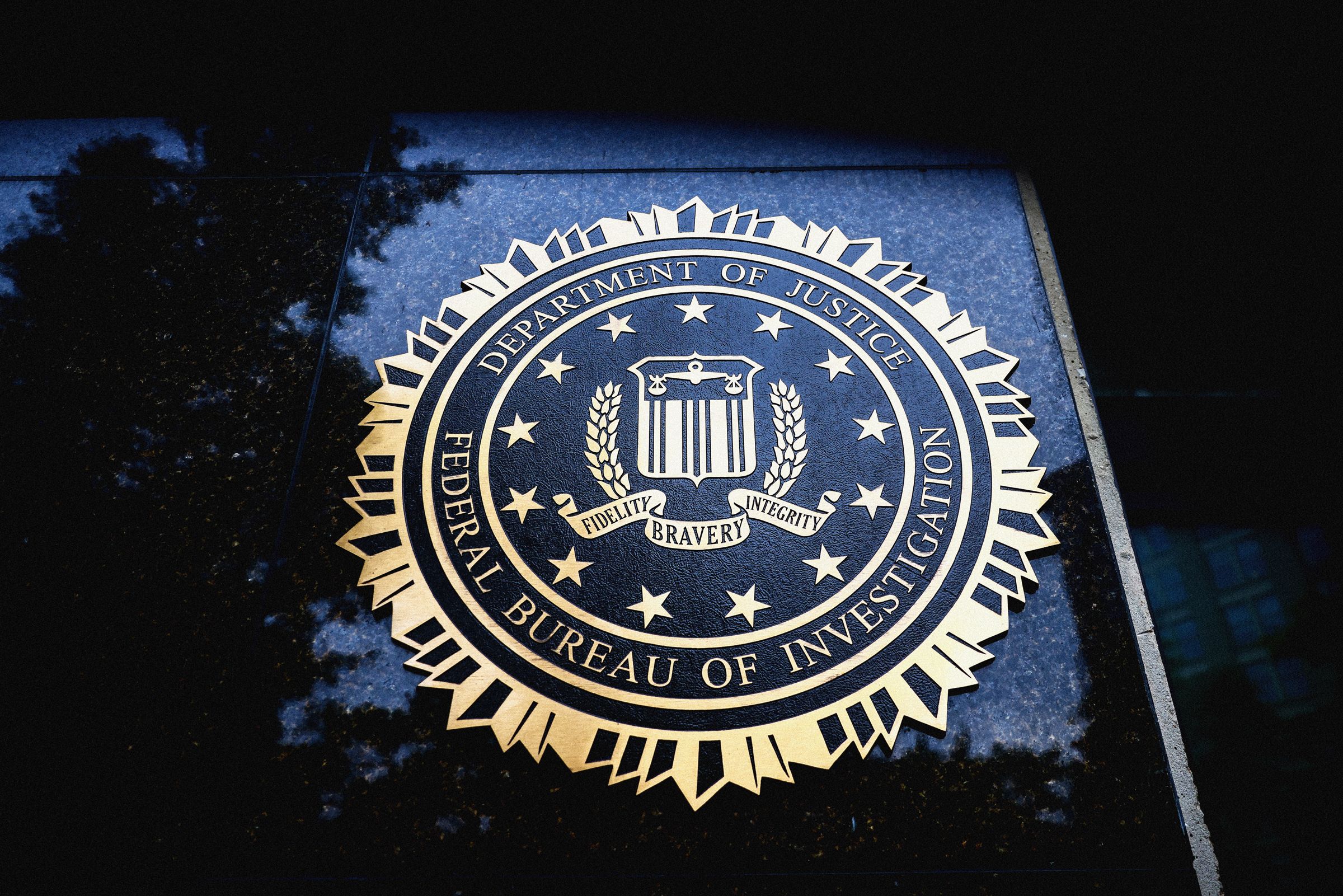 FBI Geledah Rumah Profesor Terkenal di Indiana, Universitas Hapus Profilnya