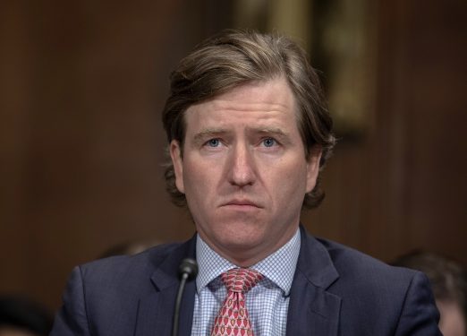 Chris Krebs Melawan Penyelidikan Pemerintah Setelah Kritik Trump Soal Pemilu 2020