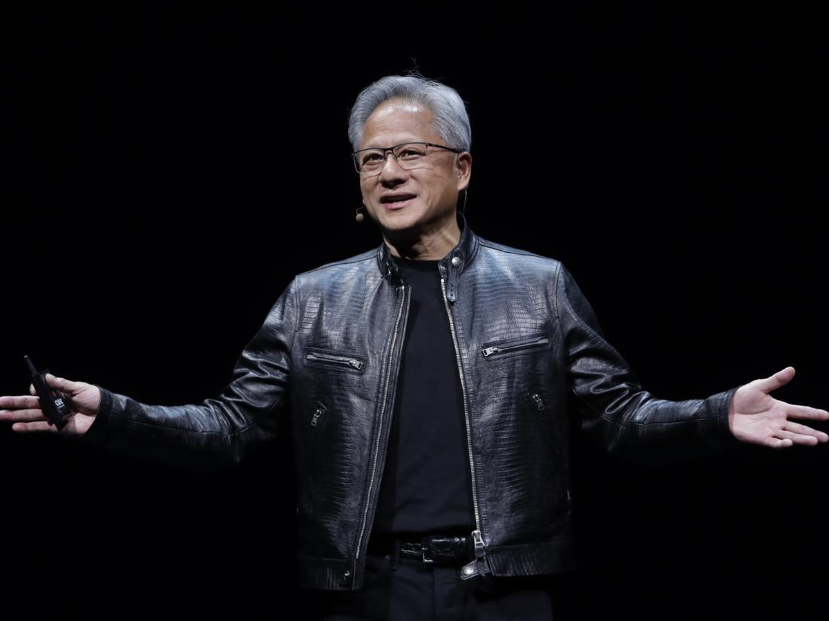 CEO Nvidia Kunjungi China Setelah Saham Anjlok Karena Pembatasan Chip AI