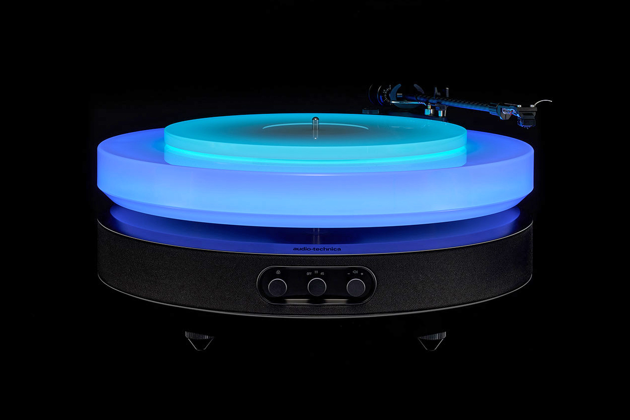 Hotaru: Turntable Mengambang dengan Lampu Warna yang Responsif untuk Pengalaman Vinyl Baru