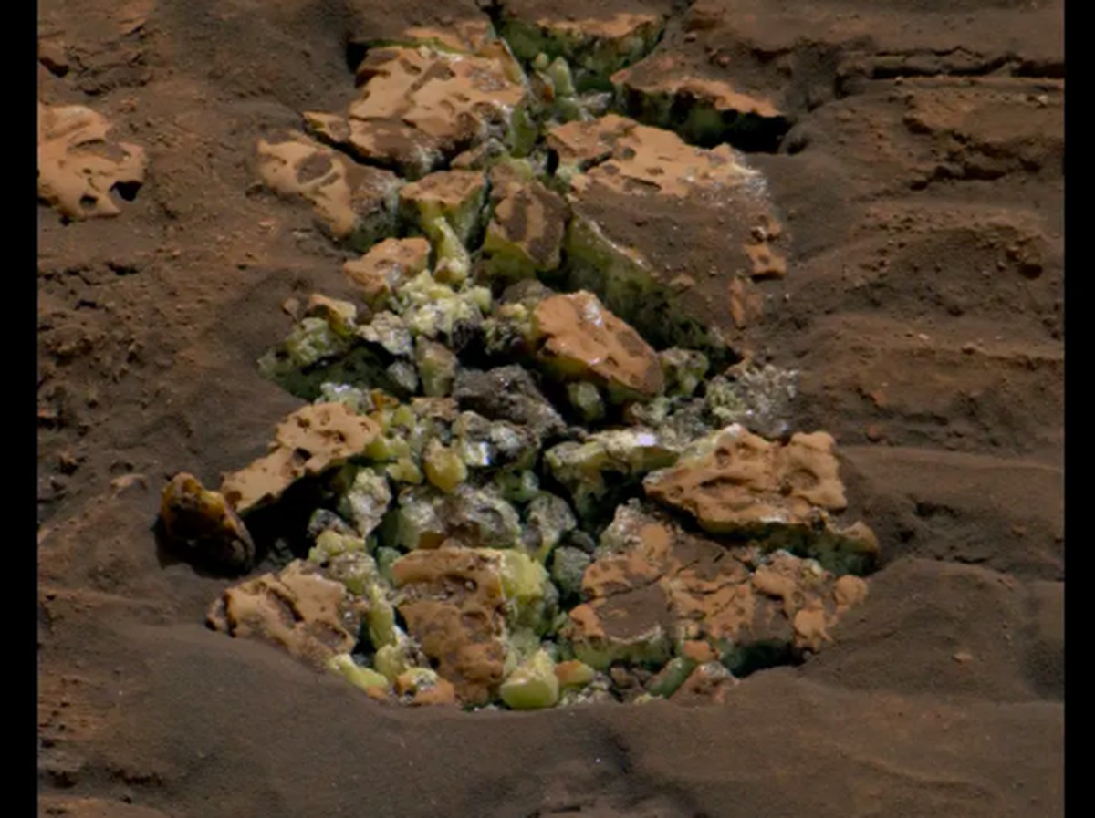 Solusi Ekstrem Terraformasi Mars: Hantamkan Asteroid dari Kuiper Belt