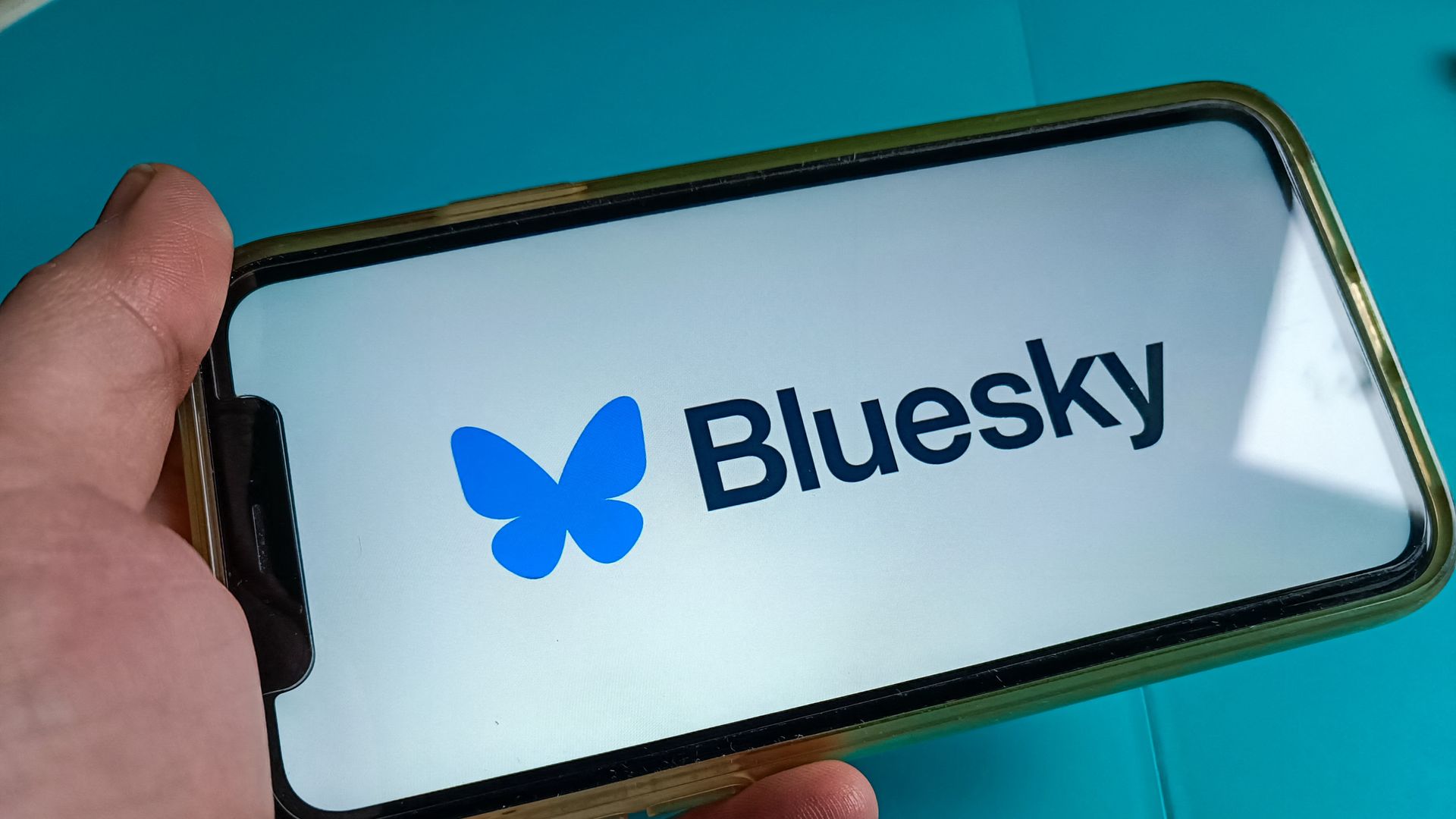 Bluesky Luncurkan Sistem Centang Biru untuk Akun Otentik Mirip Twitter Dulu