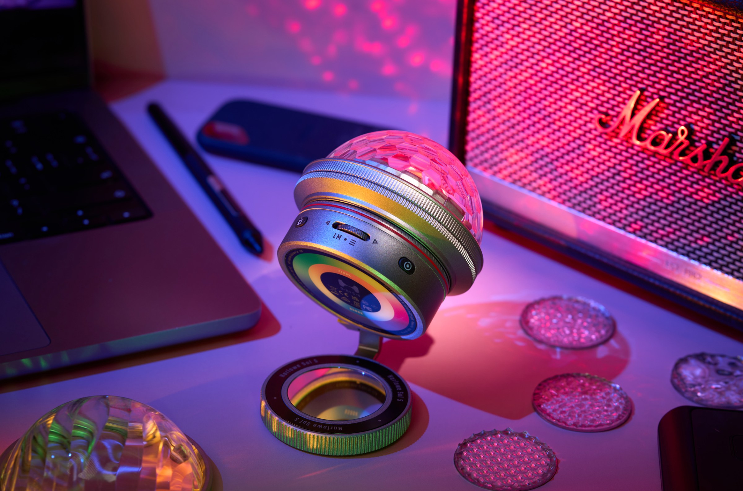 Lampu Sol 5 Spectra Hadir dengan 36.000 Warna, Tapi Peluncuran AS Tertunda