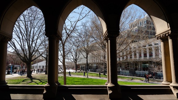 Penghentian Dana Riset Oleh Pemerintahan Trump Ganggu Proyek Ilmiah di Universitas Elit AS