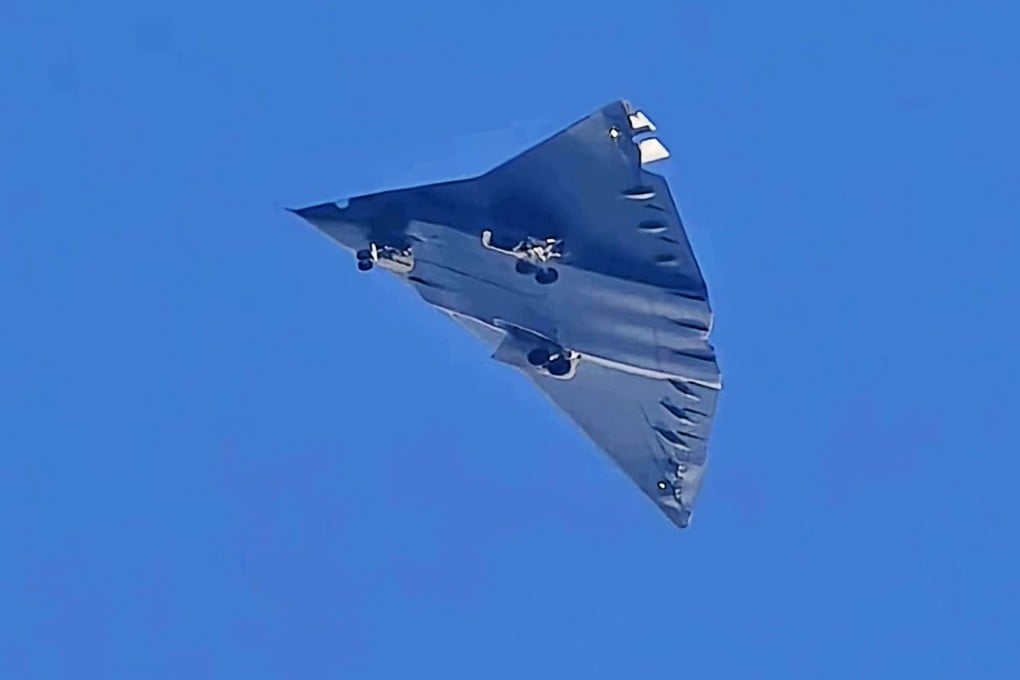 China Kembangkan Teknologi Jet Siluman dan Hadapi Tekanan Dagang AS