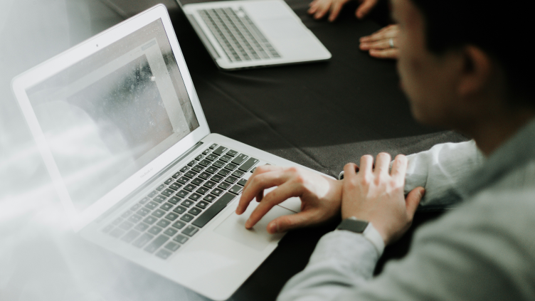 Saham CEP Melejit Usai Rencana Merger Bentuk Perusahaan Bitcoin Publik Baru