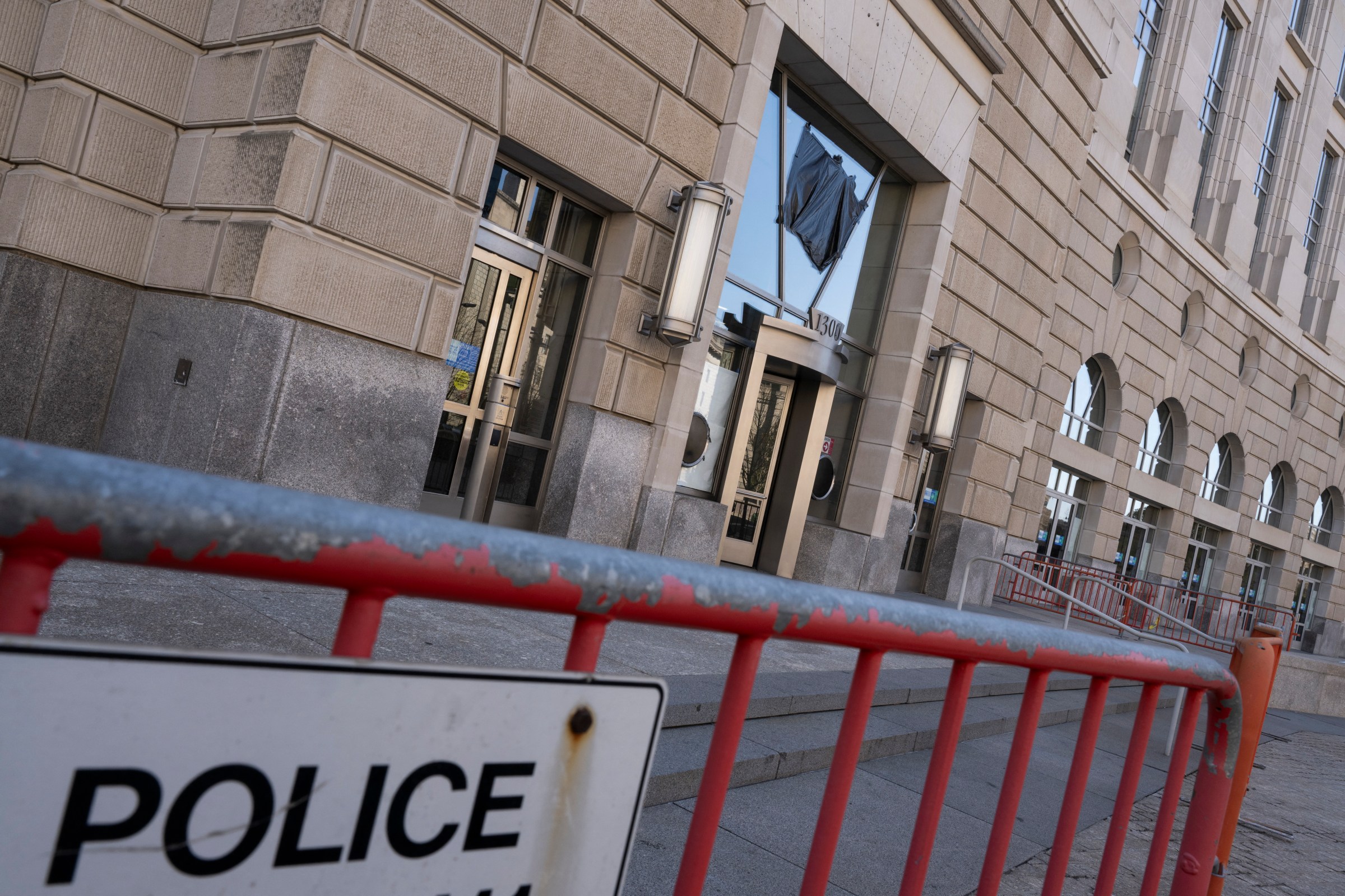 USAID Hentikan Pengumpulan Perangkat Lama, Risiko Data dan Limbah Melonjak