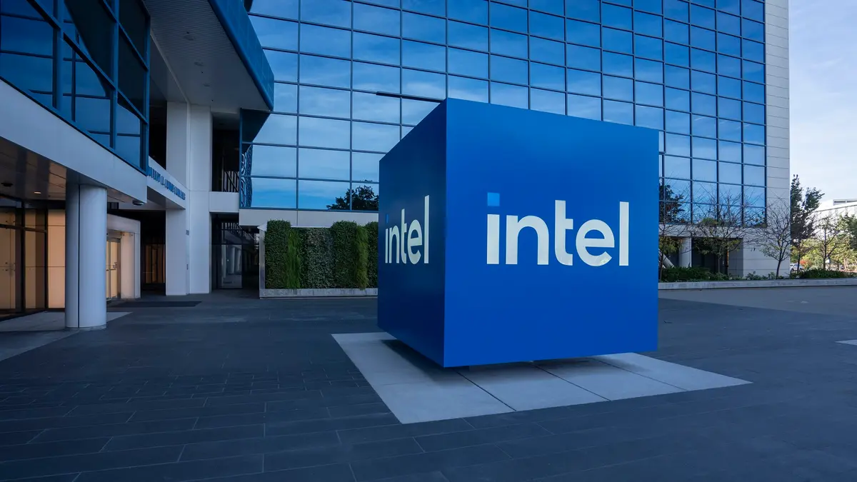 Intel Berbenah Besar-Besaran untuk Tanding NVIDIA di Pasar Prosesor AI