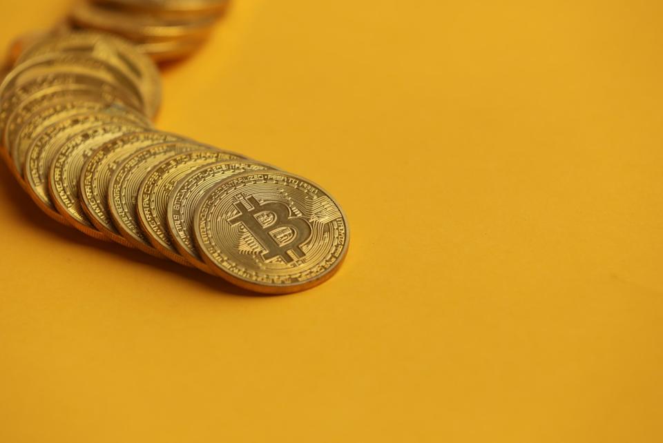 China Alihkan Investasi ke Bitcoin dan Emas untuk Hadapi Ketegangan Global