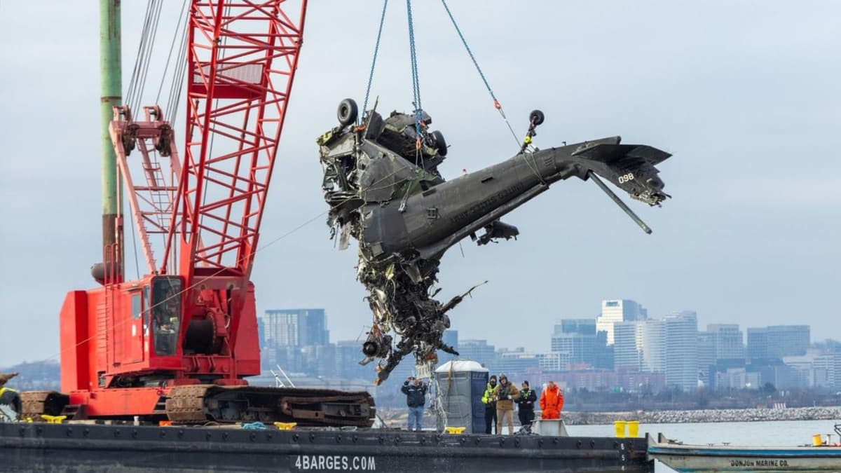 Tabrakan Maut Black Hawk dan Pesawat Komersial: Kesalahan Prosedur di Udara Padat