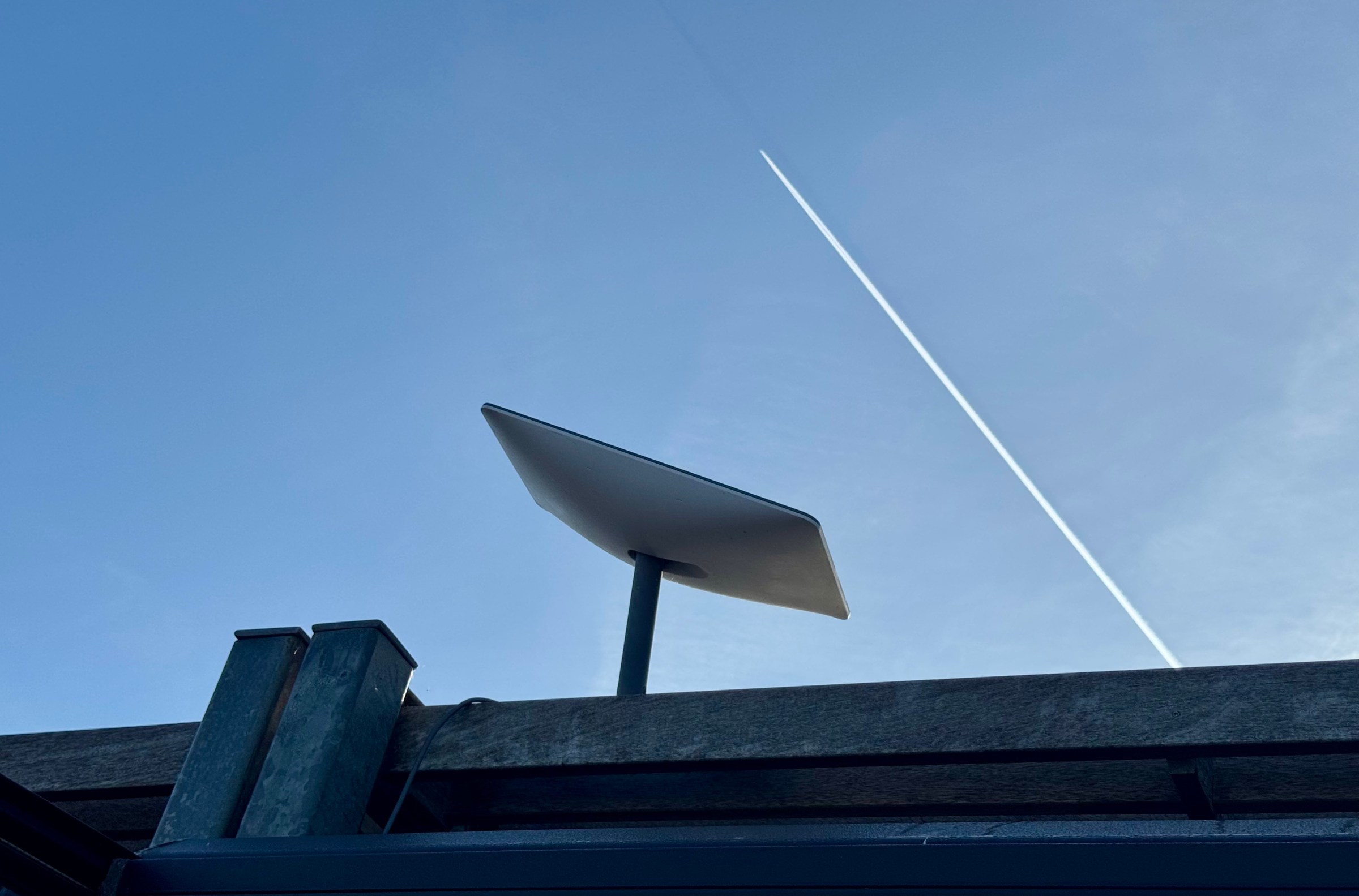 SpaceX Tawarkan Paket Starlink 12 Bulan Tanpa Biaya Perangkat Awal