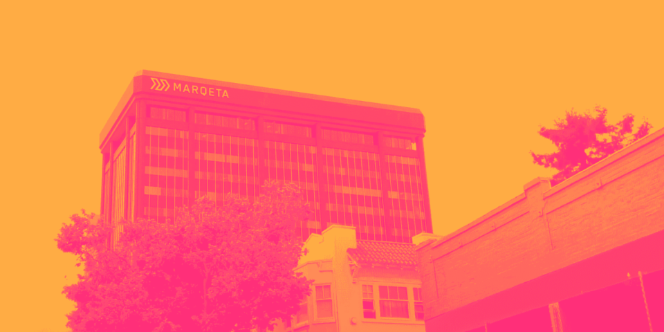 Analisis Kinerja Kuartal 4: Saham Perangkat Lunak Keuangan dan SDM Memasuki Zona Tantangan