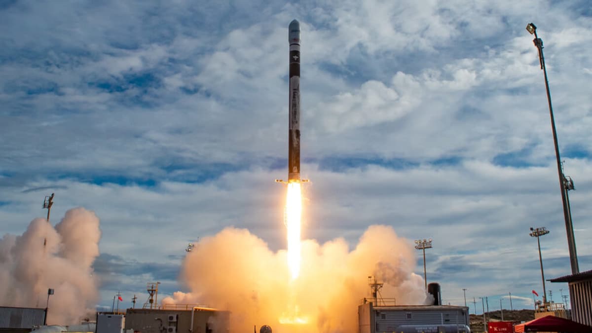 Roket Firefly Alpha Gagal Bawa Satelit Lockheed Martin ke Orbit yang Tepat