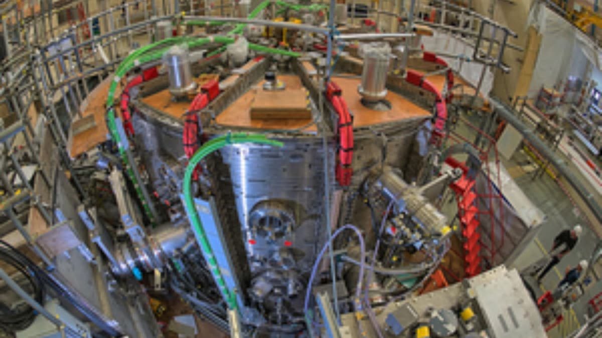 Inovasi Metode Pengujian Sambungan Las Baja untuk Reaktor Fusi yang Lebih Aman