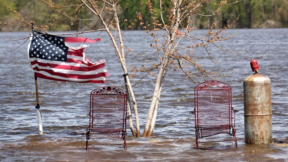 Ilmuwan AS Berjuang Terbitkan Laporan Perubahan Iklim Meski Dihentikan Trump