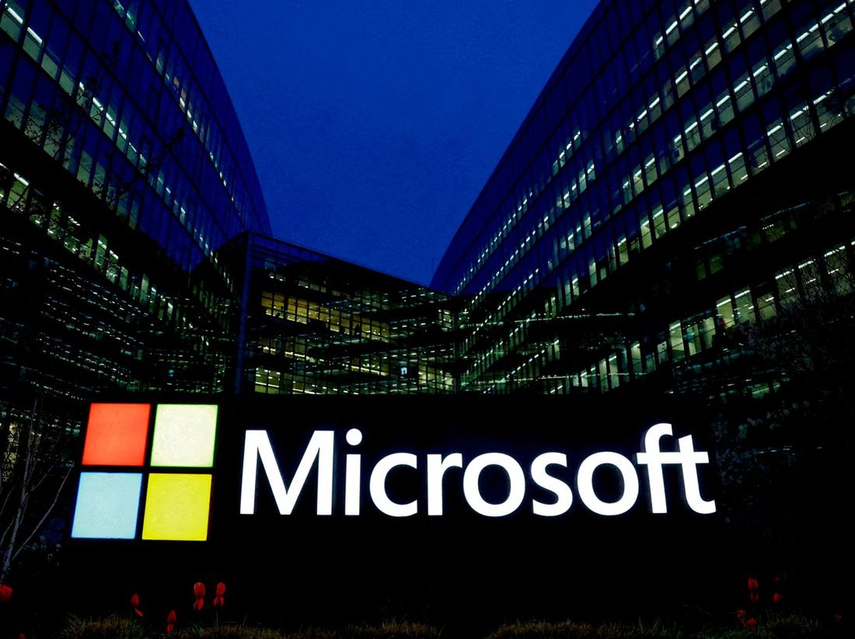 Microsoft dan Meta Melonjak, Apple dan Nvidia Tertekan Akibat Tarif Baru AS