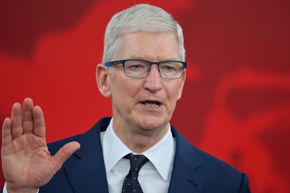 Tarif dan AI Jadi Tantangan Besar Apple, Tim Cook Beri Penjelasan Terbatas