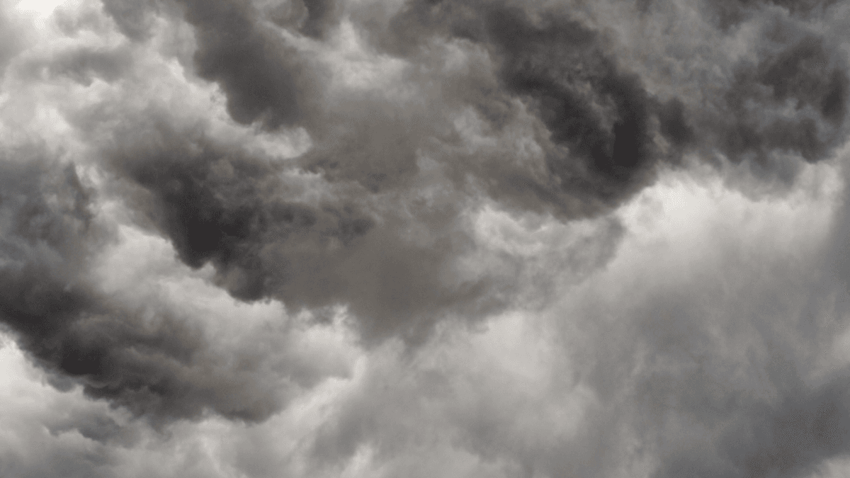 Drone China Tingkatkan Curah Hujan 4% di Xinjiang dengan Penyemaian Awan