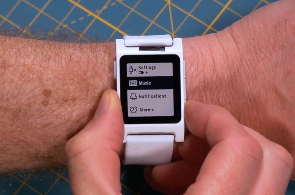 Eric Migicovsky Luncurkan Core Devices dan Smartwatch Pebble Baru dengan PebbleOS