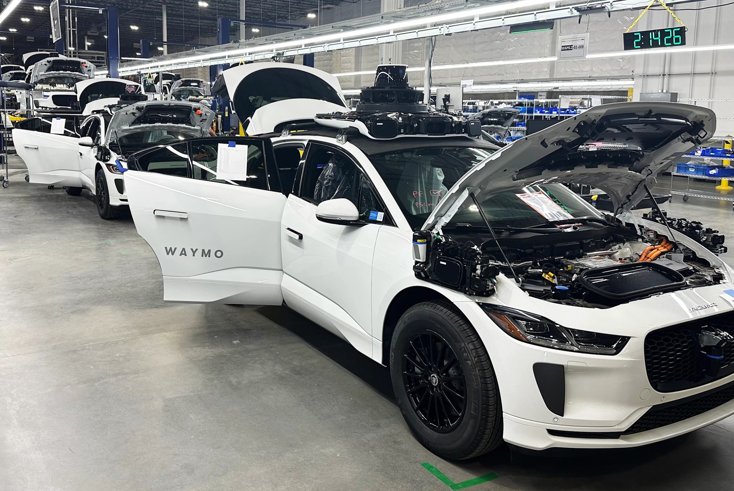 Waymo Siap Tambah 2.000 Robotaxi Jaguar, Hadapi Persaingan Tesla