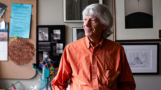 Rahasia Fisika di Balik Noda Kopi dan Cipratan Tetesan