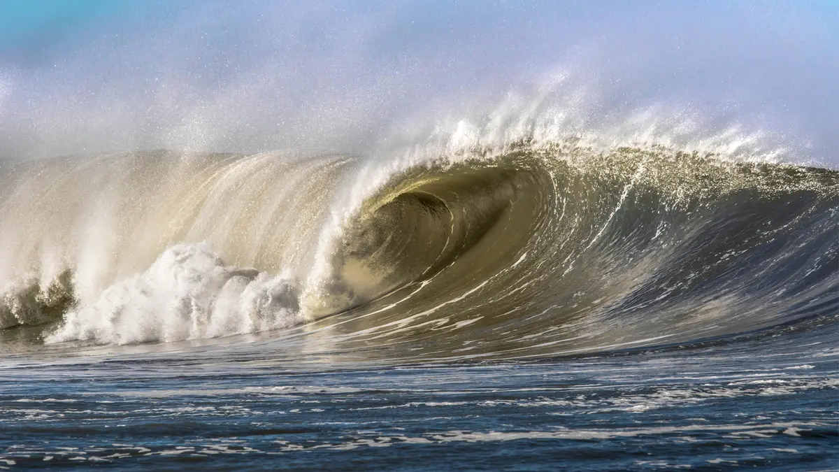 Badai Atlantik Kirim Gelombang Seismik untuk Mengungkap Rahasia Inti Bumi