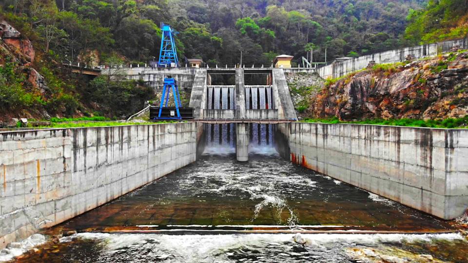 Bhutan Memanfaatkan Energi Hijau dan Investasi Digital untuk Masa Depan Ekonomi