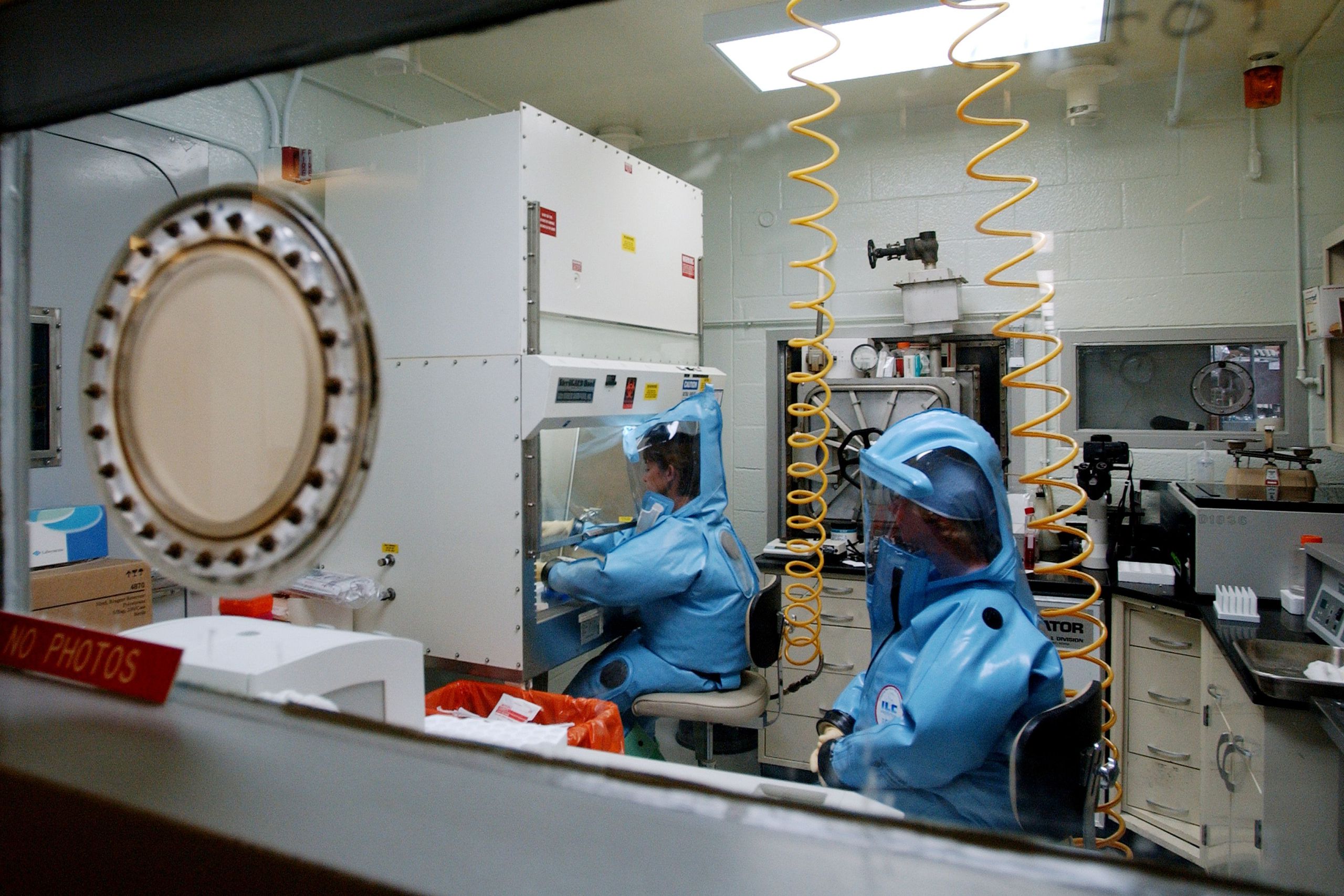 Penutupan Riset Virus Mematikan di Fort Detrick Picu Kekhawatiran Kesehatan